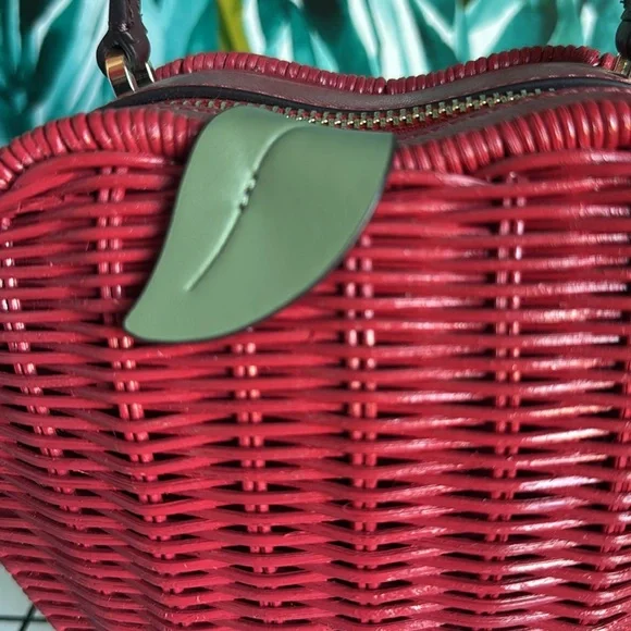 Kate Spade Wicker Red Apple crossbody bag - Picture 2 of 10